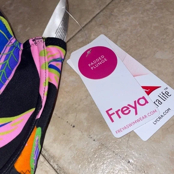 Freya Women's Desert Disco Underwire Plunge Bikini Top NWT Size 34I - Picture 8 of 11